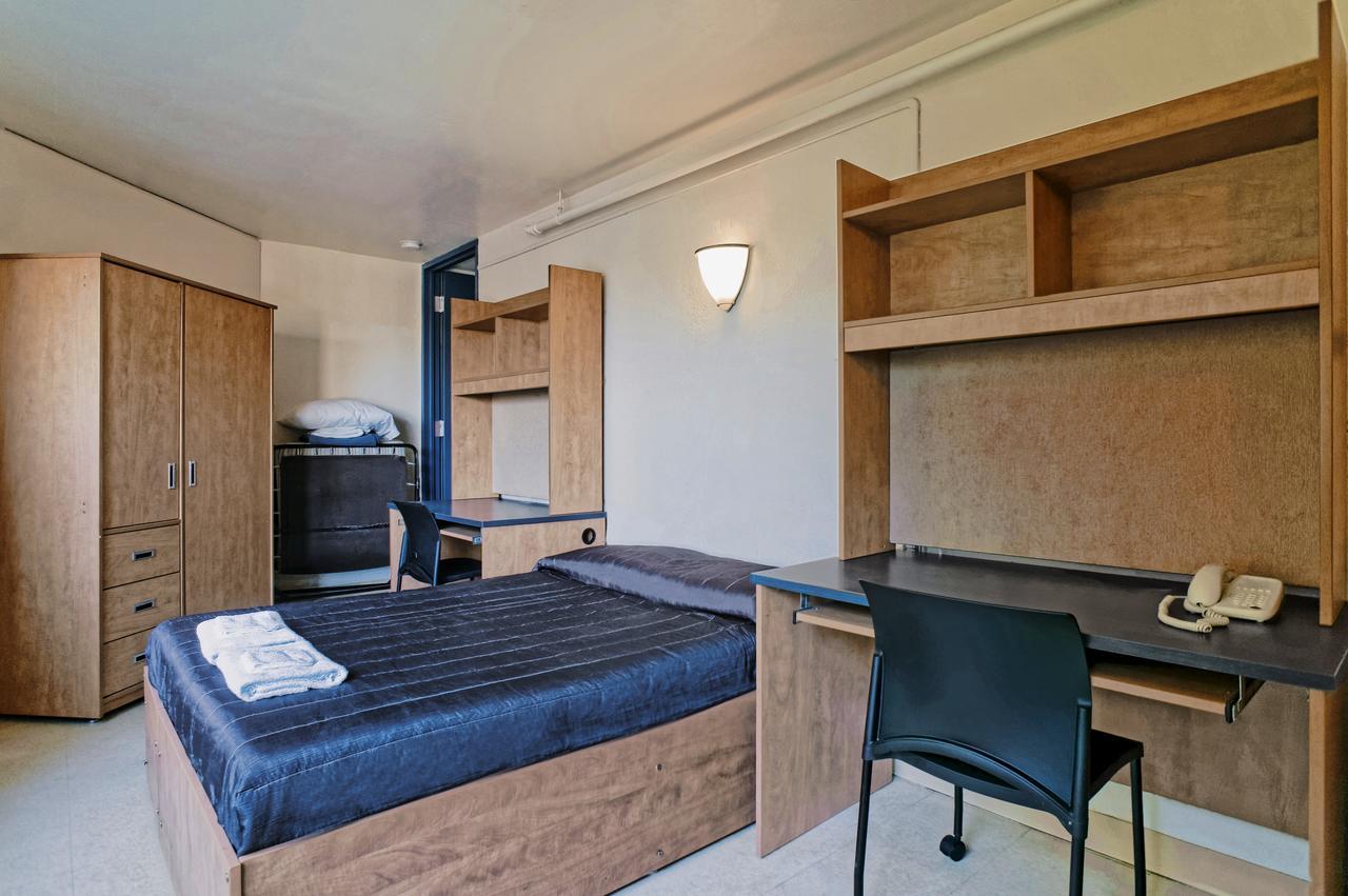 Zum Auberge D'Ete - Universite De Μόντρεαλ Εξωτερικό φωτογραφία
